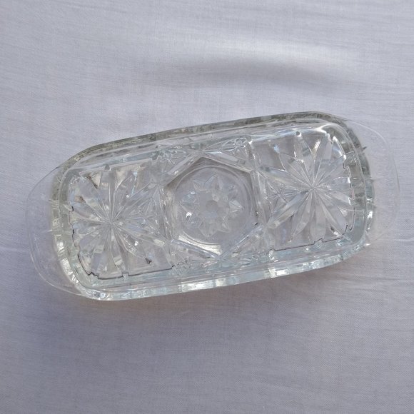 Vintage Anchor Hocking Prescut Clear Butter Dish - Picture 6 of 10